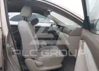 2004 Toyota COROLLA фото