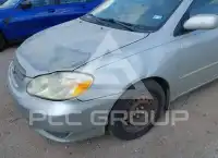 2004 Toyota COROLLA фото
