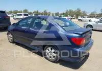 2004 Toyota COROLLA фото