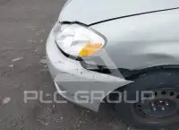 2004 Toyota COROLLA photo