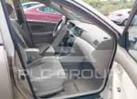 2004 Toyota COROLLA фото
