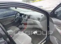 2004 Toyota COROLLA фото