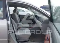2004 Toyota COROLLA фото