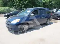 2004 Toyota SIENNA фото