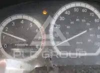 2004 Toyota SIENNA photo