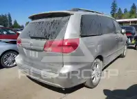 2004 Toyota SIENNA photo