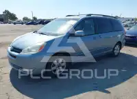2004 Toyota SIENNA photo