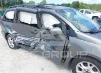 2004 Toyota SIENNA фото