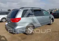 2004 Toyota SIENNA фото