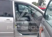 2004 Toyota SIENNA фото