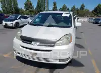 2004 Toyota SIENNA photo