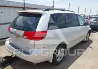 2004 Toyota SIENNA фото