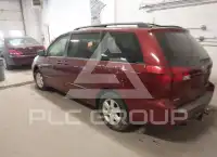 2004 Toyota SIENNA photo