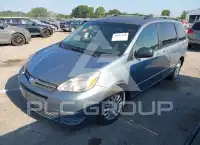 2004 Toyota SIENNA фото