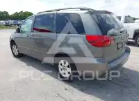 2004 Toyota SIENNA photo