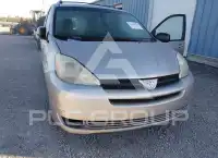2004 Toyota SIENNA фото