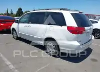 2004 Toyota SIENNA photo