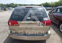 2004 Toyota SIENNA фото