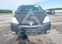 2004 Toyota SIENNA фото