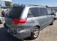 2004 Toyota SIENNA photo