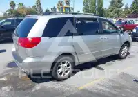 2004 Toyota SIENNA фото