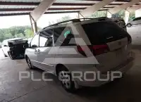 2004 Toyota SIENNA photo