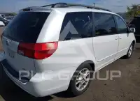2004 Toyota SIENNA photo