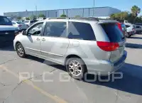 2004 Toyota SIENNA фото