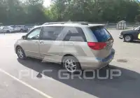 2004 Toyota SIENNA фото