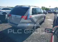 2004 Toyota SIENNA photo