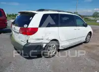 2004 Toyota SIENNA фото