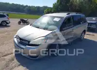 2004 Toyota SIENNA фото