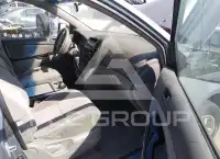 2004 Toyota SIENNA photo