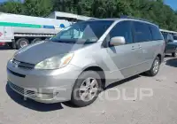 2004 Toyota SIENNA photo