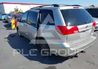 2004 Toyota SIENNA photo