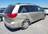 2004 Toyota SIENNA photo
