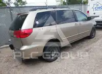 2004 Toyota SIENNA фото