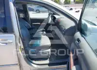 2004 Toyota SIENNA photo