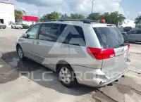 2004 Toyota SIENNA фото