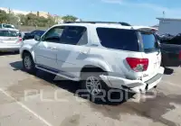 2004 Toyota SEQUOIA фото