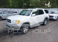 2004 Toyota SEQUOIA фото