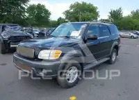2004 Toyota SEQUOIA photo