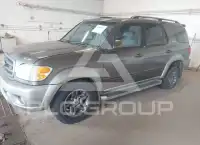 2004 Toyota SEQUOIA photo