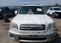 2004 Toyota SEQUOIA photo