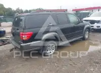 2004 Toyota SEQUOIA photo