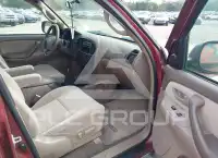 2004 Toyota SEQUOIA фото