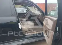 2004 Toyota SEQUOIA photo
