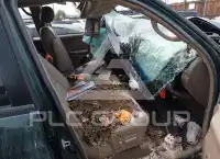 2004 Toyota SEQUOIA фото