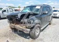 2004 Toyota SEQUOIA фото