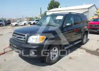 2004 Toyota SEQUOIA фото